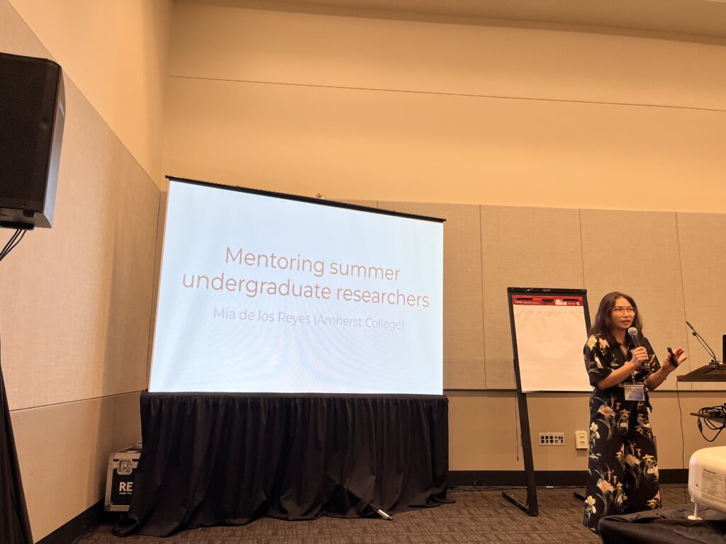 Mentoring Undergraduate Students Workshop: Prof. Mia de los Reyes